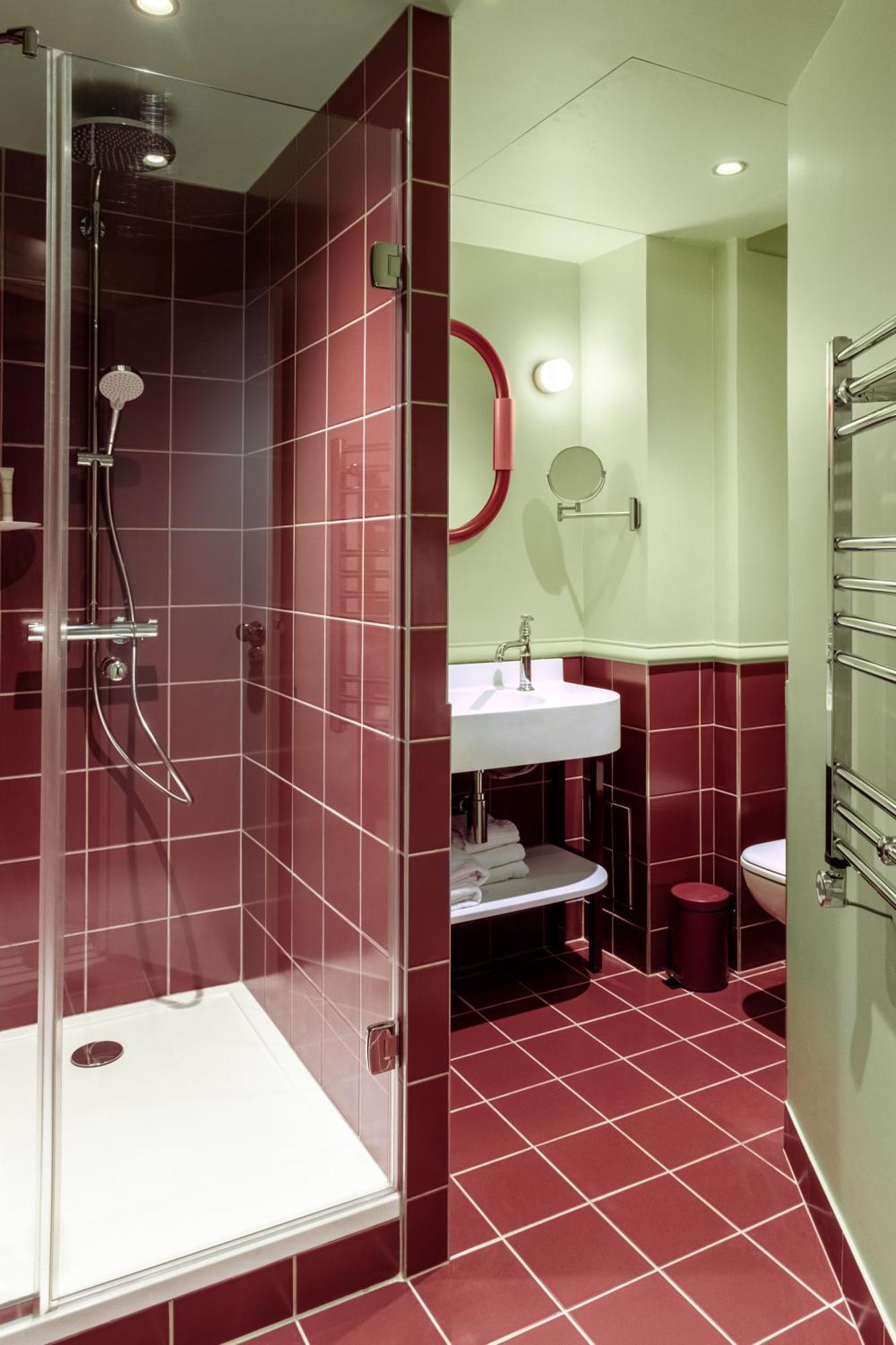 Western Mercedes Hotel 4*